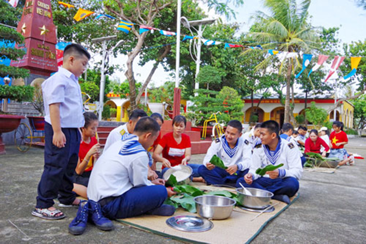 gói bánh chưng đảo sinh tồn