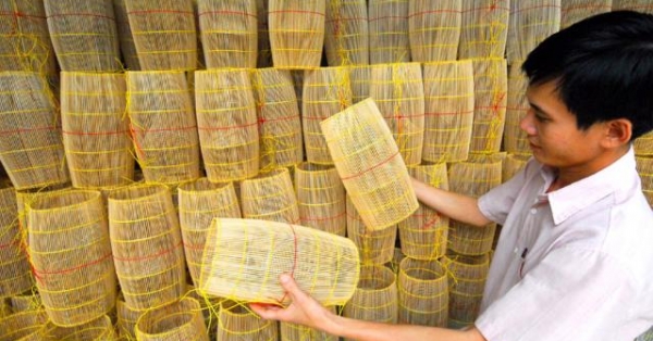 Làng nghề đan lọp tép Hòa Long (Ảnh: Dân Việt)