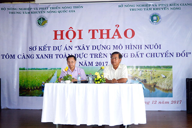 Phó Giám đốc Trung tâm Khuyến nông Quốc gia Kim Văn Tiêu và  Phó Giám đốc Sở NN-PTNT Kiên Giang Quảng Trọng Thao đồng chủ trì hội thảo