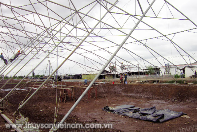 Đầu tư cơ sở hạ tầng vùng nuôi tôm công nghệ cao Ảnh: Trần Thiện Đầu tư cơ sở hạ tầng vùng nuôi tôm công nghệ cao Ảnh: Trần Thiện