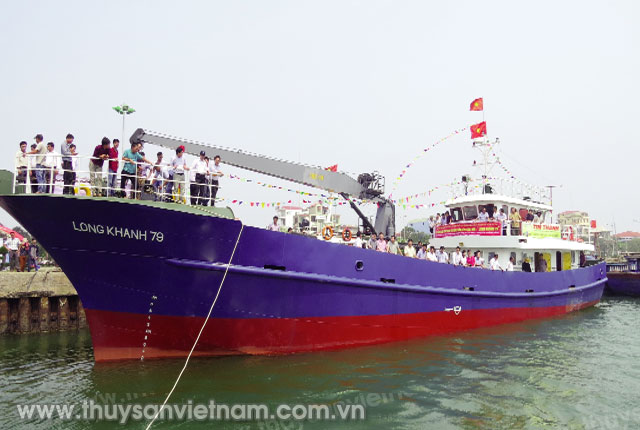 “Tàu 67” của ngư dân Quảng Bình   Ảnh: Hạnh Châu