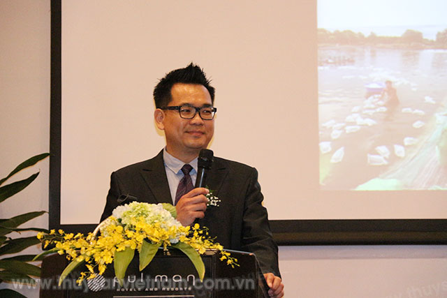 Ông Lui Hai Hoa, Phó Tổng Giám đốc trình bày về tình hình kinh doanh của Uni-President Việt Nam trong năm 2017 