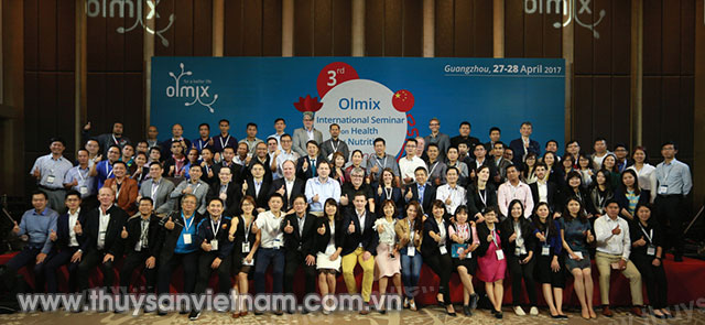 Đại diện Olmix cùng các đại biểu tham dự Hội nghị