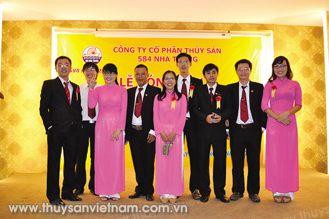 Đội ngũ cán bộ, nhân viên của 584 Nha Trang năng động, trẻ trung và có kiến thức chuyên môn cao